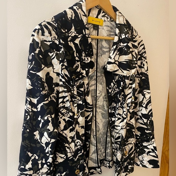 St John Black and White Floral Leaf Print Lightweight Cotton Jacket - Picture 2 of 11